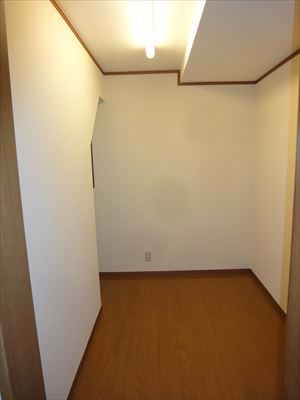 2世帯住宅に階段を新設 2世帯住宅に階段を新設